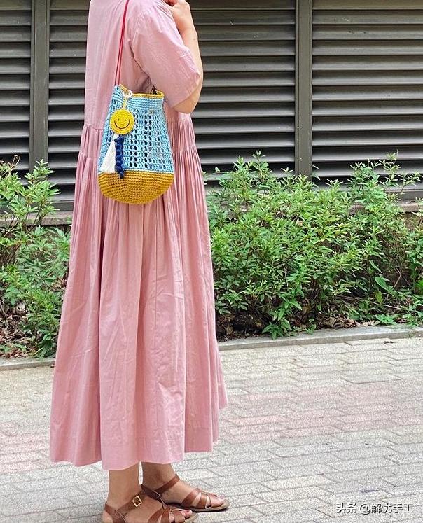 韩国钩针教程,简单的钩针编织包