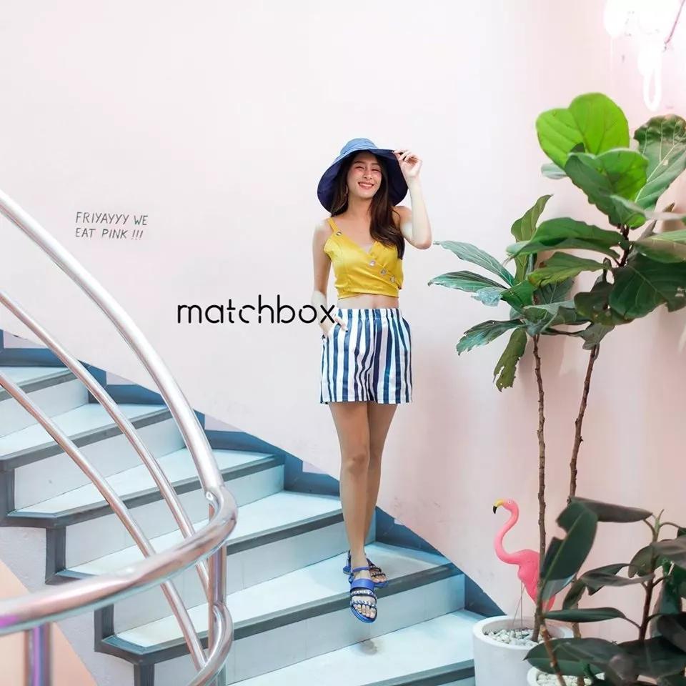 泰国便宜小众潮牌衣服,最近很火的泰国潮牌衣服