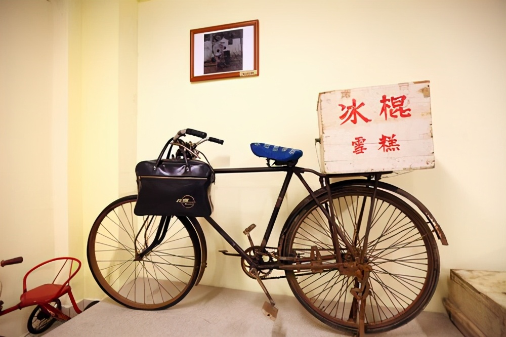 娃哈哈宗庆后多少岁卖冰棍,宗庆后42岁蹬三轮卖冰棍白手起家