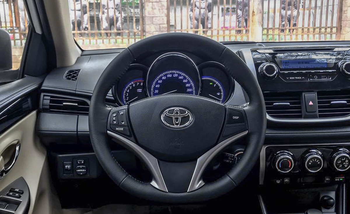 丰田轿车哪款好看空间大值得入手,丰田8万左右最建议买的车排行榜