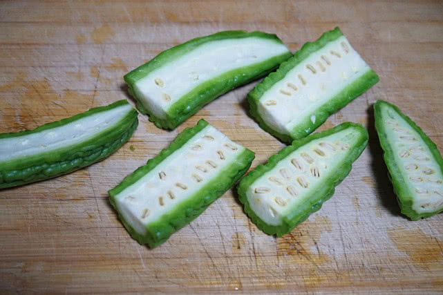 吃苦味食物需要注意什么呢,怎样快速去除吃药苦味