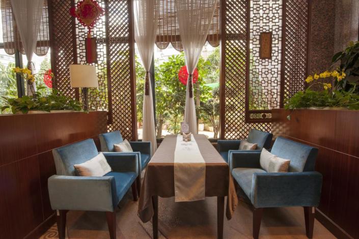 昆明中维翠湖酒店,昆明中维翠湖宾馆价格