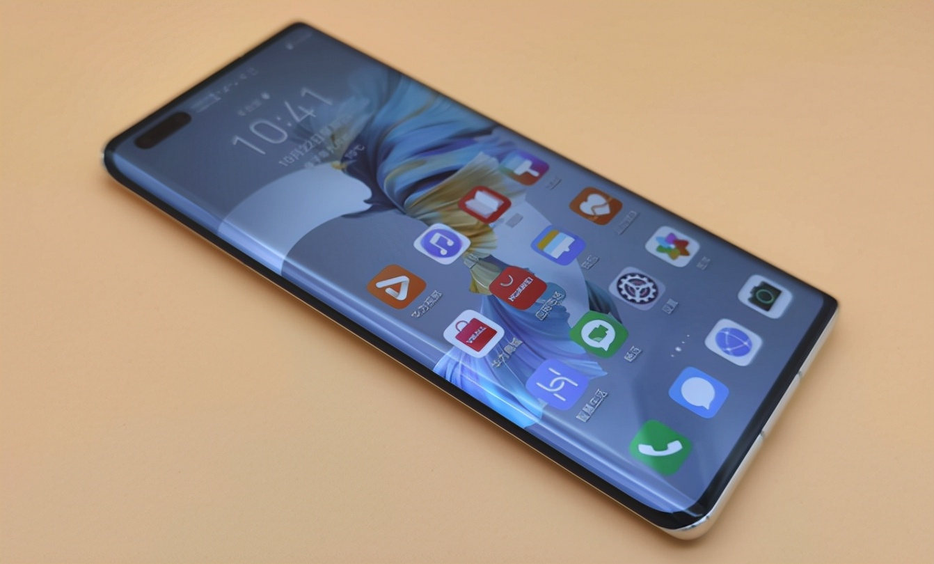 目前最值得入手的三款旗舰手机,4款目前口碑最好的旗舰手机推荐