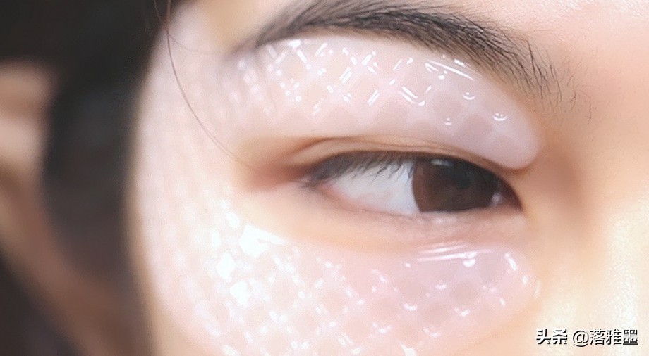 只要28元可以做两次皮肤护理,30岁以上女人保养费用要花多少