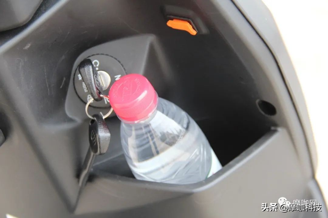 游走在实用和时尚之间，NB-X能否如名字那样锐不可挡？