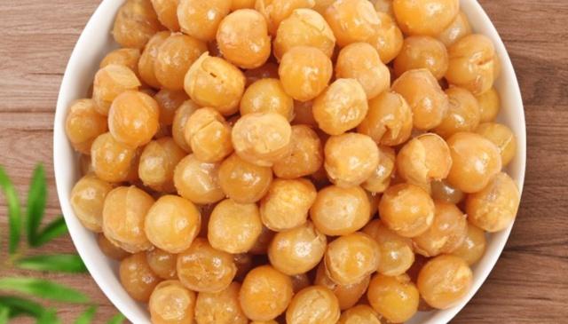 油炸豌豆怎么做才能又酥又脆,油炸豌豆香酥脆的做法过程