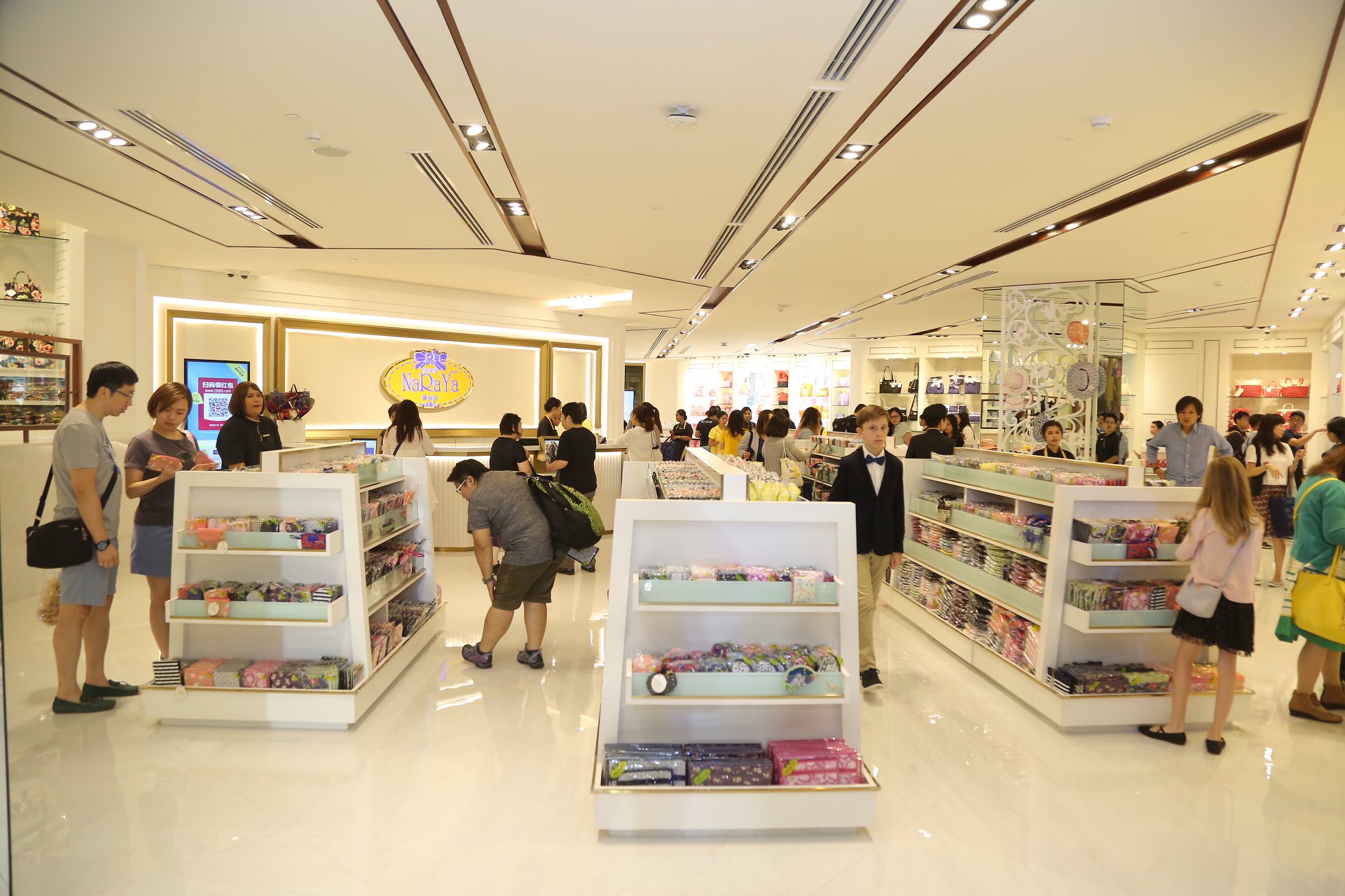 泰国naraya包哪里买最便宜,曼谷包包naraya旗舰店2023