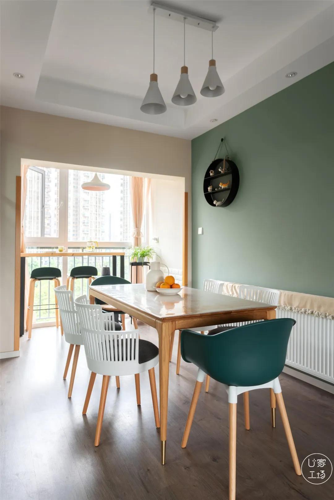 墙面拼色怎么刷,一面墙拼色怎么刷好看