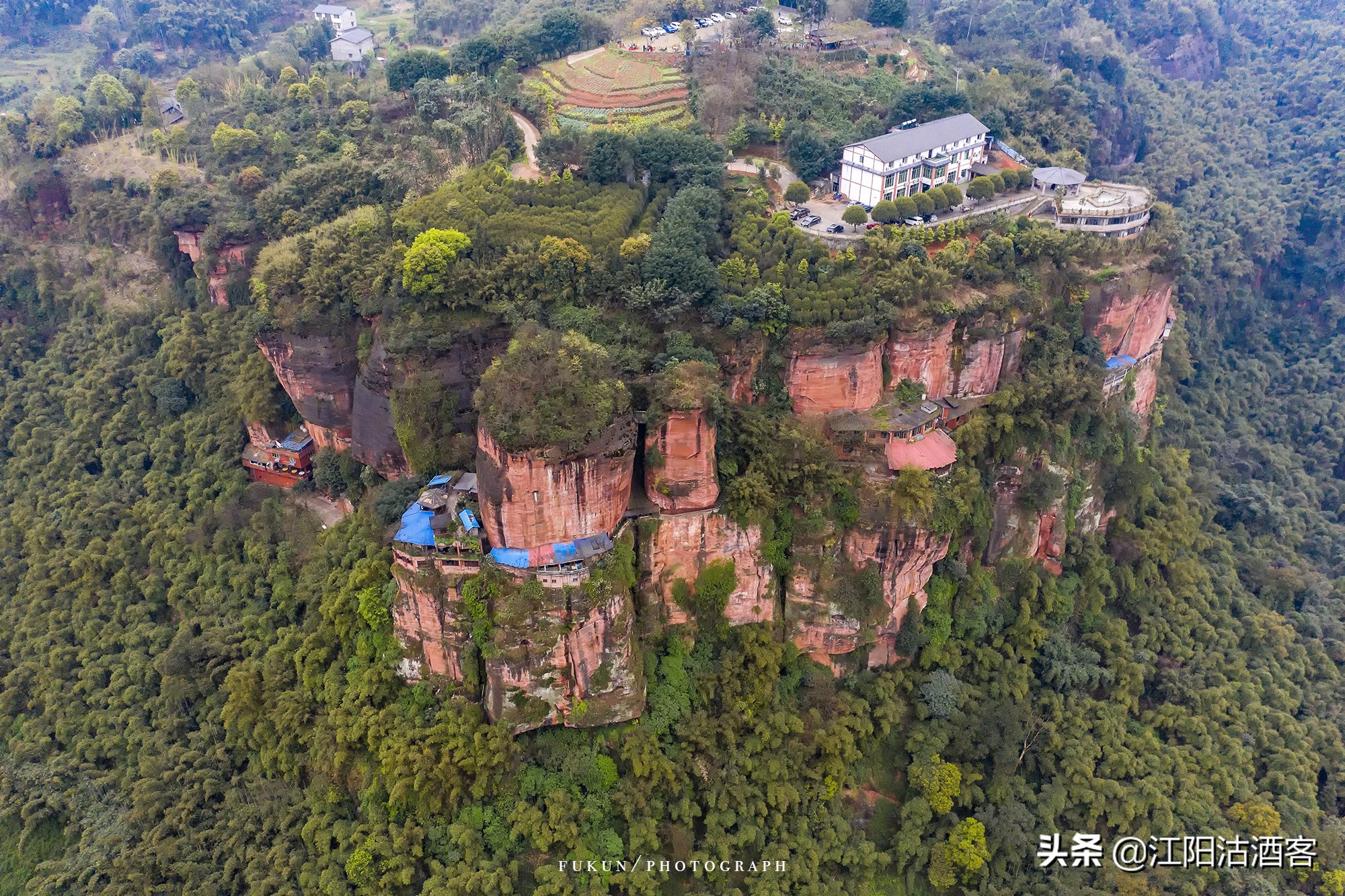 你知道泸州的“天长地久”吗？缔造过泸州的辉煌，如今亟待新生