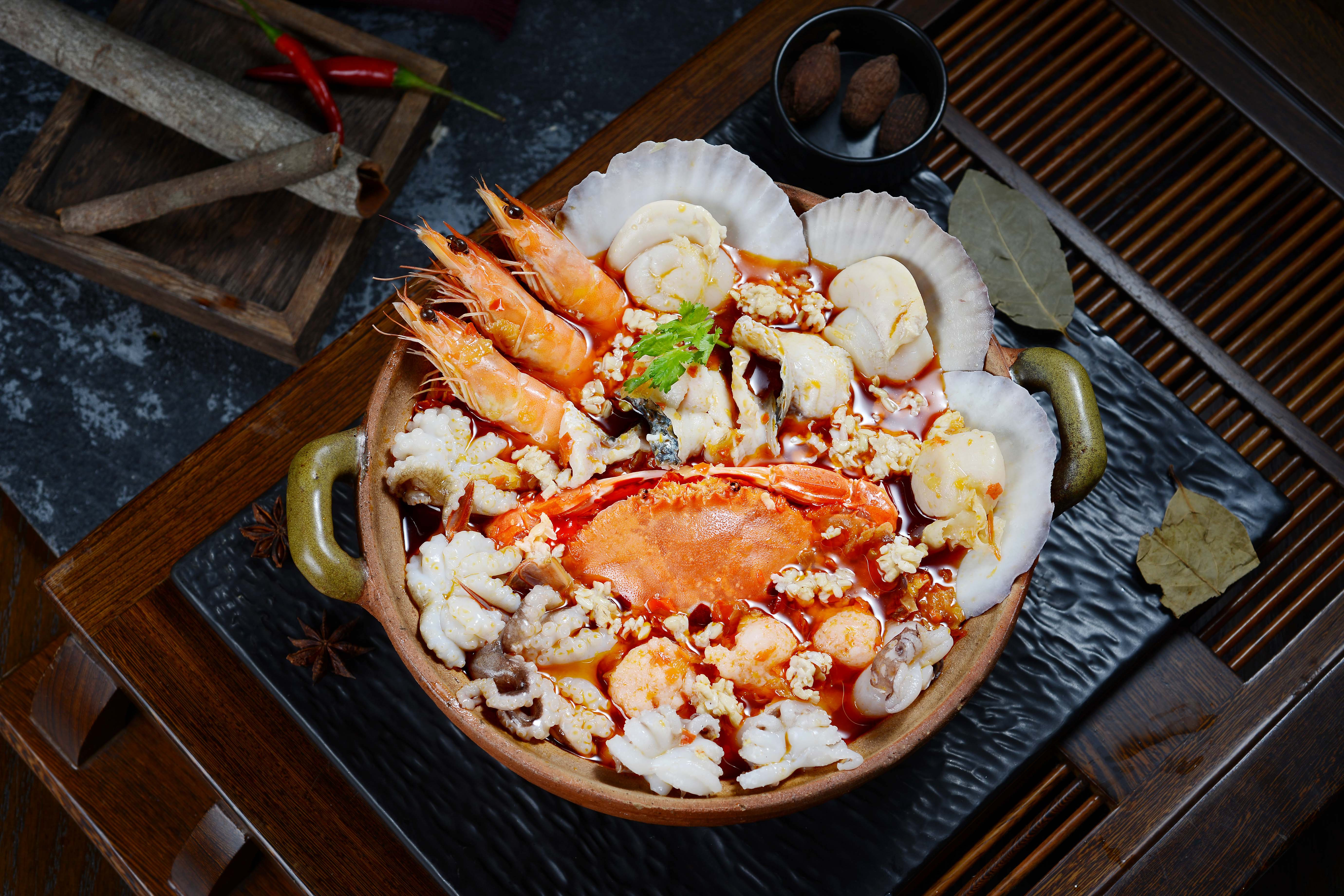 海南不止只有三亚,去万宁玩个冲浪,还有神犬小七拍摄地等着你