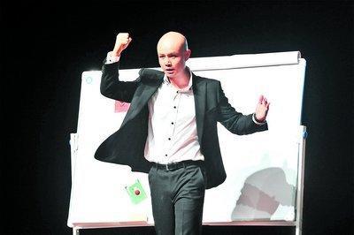 乐嘉真实的经历,人生导师乐嘉为什么最后沦落出家