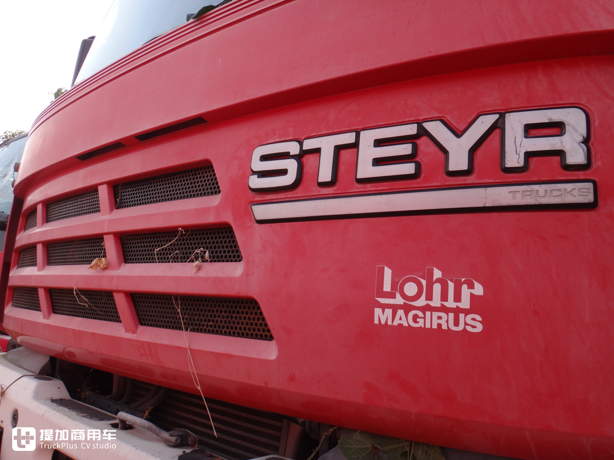 少见的斯太尔原装进口卡车实拍，底盘配置比国产的91系列给力多了