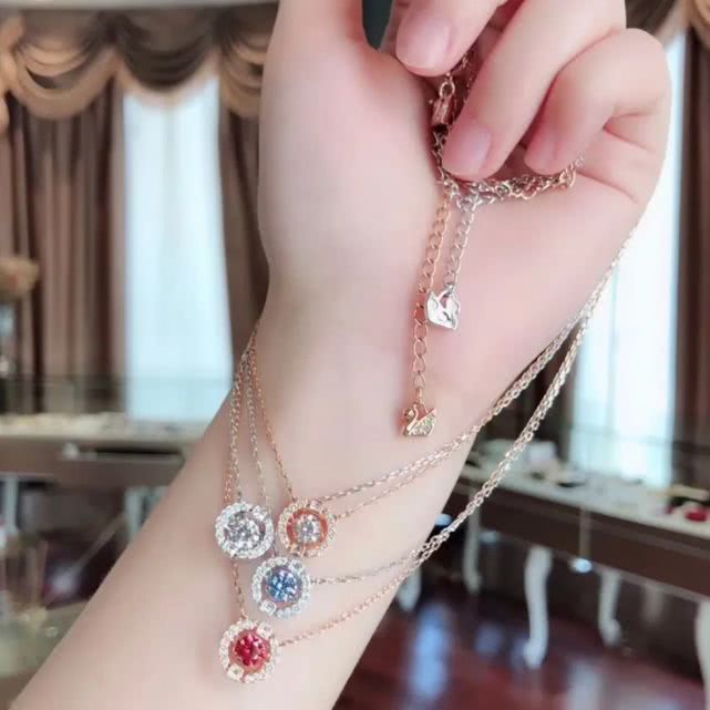 为什么闲鱼的施华洛世奇那么便宜 (为什么闲鱼上施华洛世奇那么便宜)