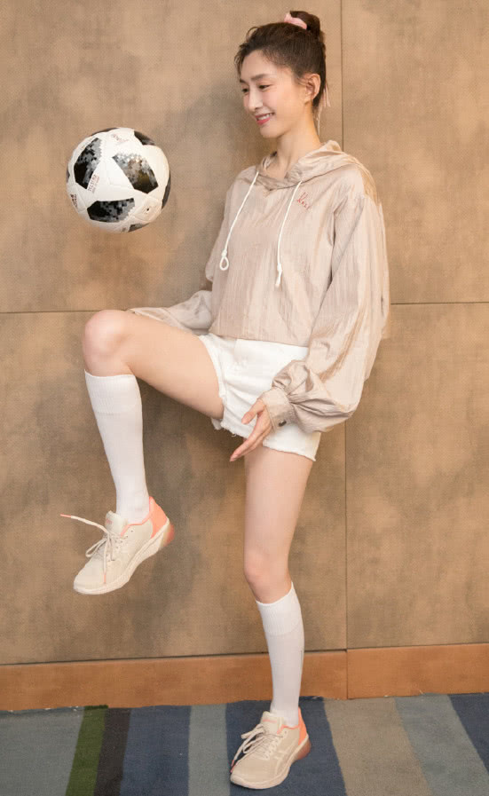 杨超越印花袜,杨超越袜子怎么样