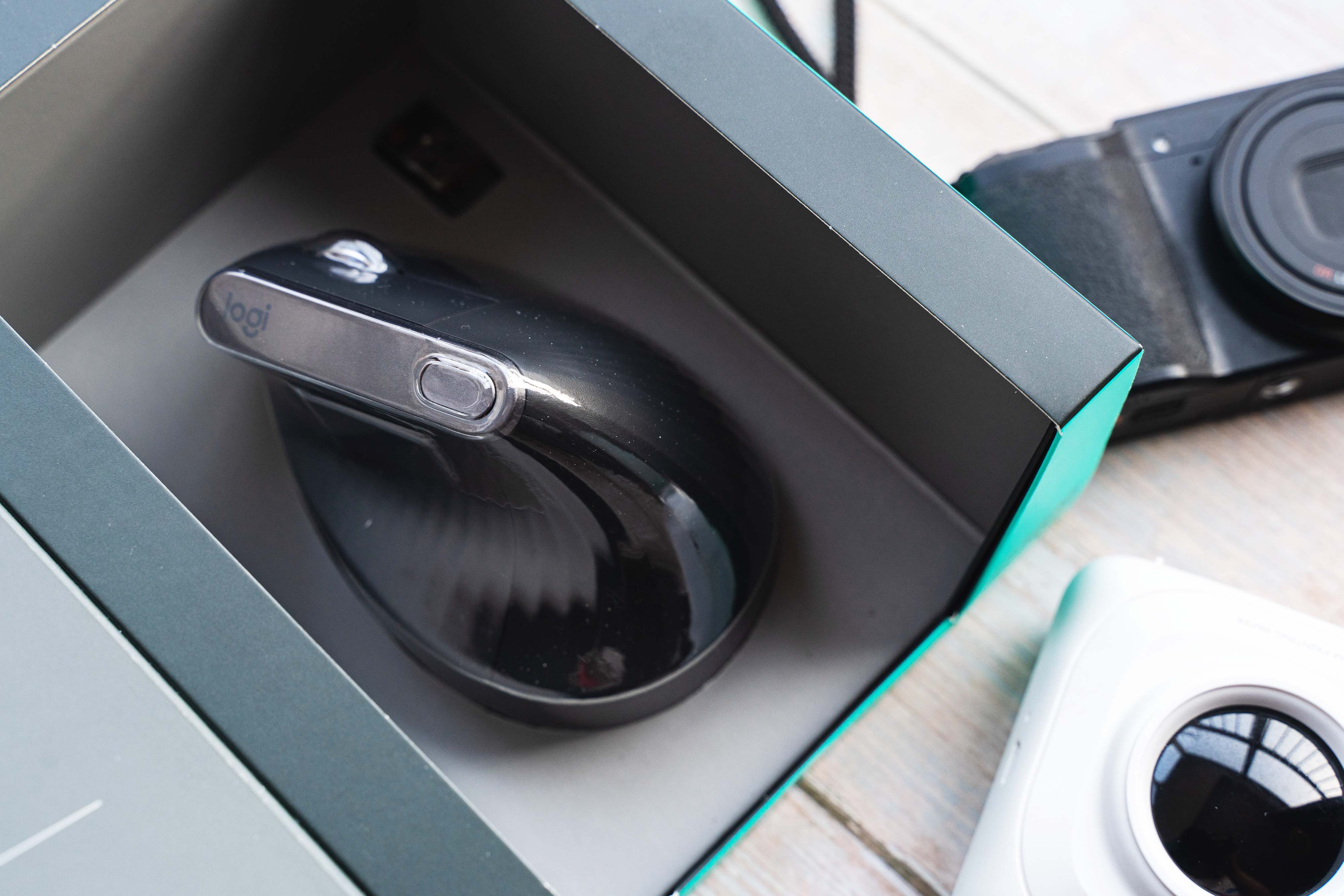 罗技mxanywhere3鼠标mac版区别,罗技mx鼠标能随键盘切换吗