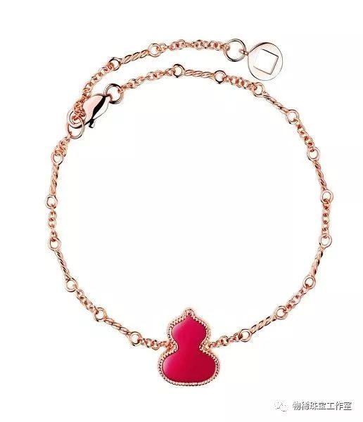 本命年戴什么款式的黄金首饰,60岁女性本命年戴什么首饰