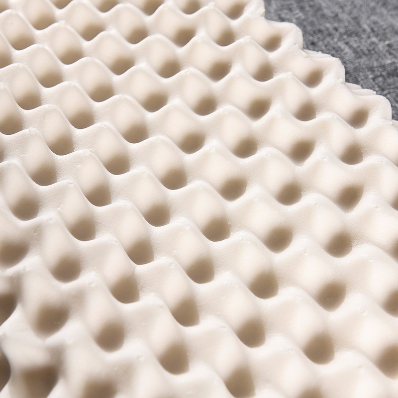 乳胶枕发黄了还能用吗,乳胶枕使用多久会变黄