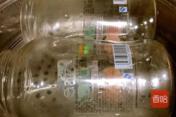 吃菠萝不要盐,做菠萝馅菠萝要泡盐水吗