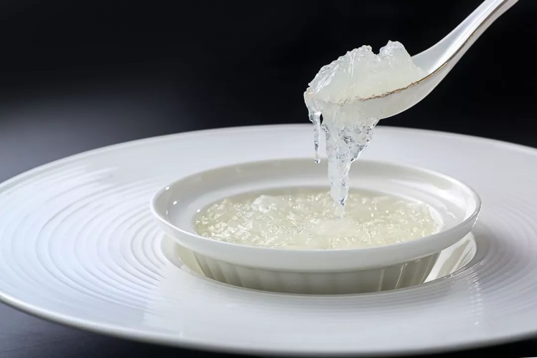 1碗炖品=1瓶神仙水！花式燕窝配送到家
