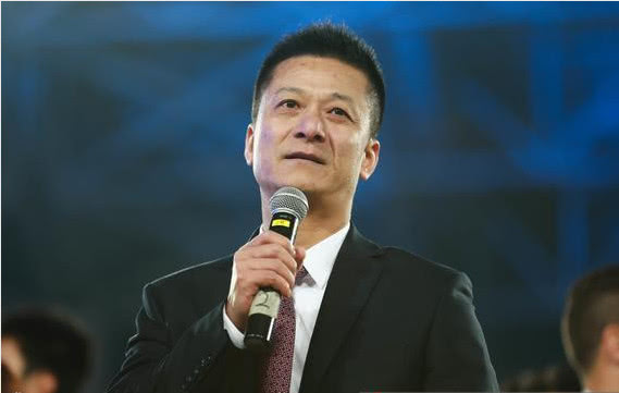 权健老板束昱辉买梅西原视频,束昱辉说梅西