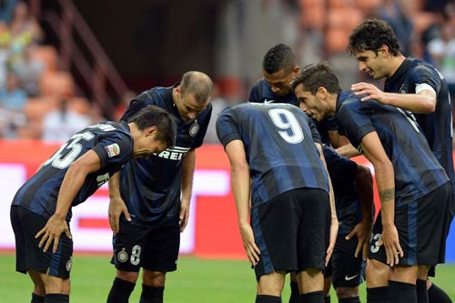 国际米兰32岁主力后卫，迎娶岛国女星后迎来第二春