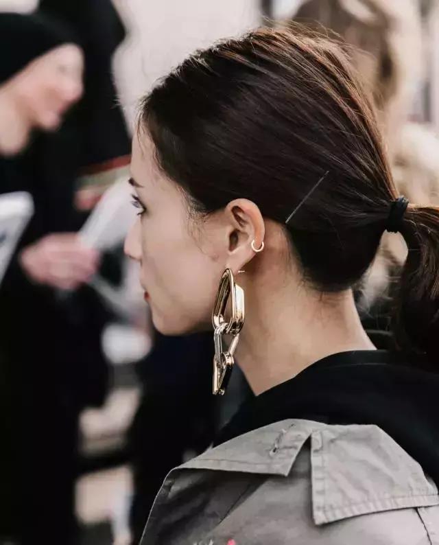 选耳环技巧,选适合自己的耳环