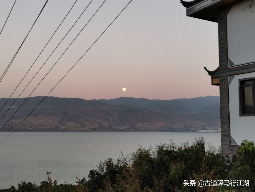 成也螺旋藻，败也螺旋藻～这个中国唯一的湖泊，未来该何去何从？