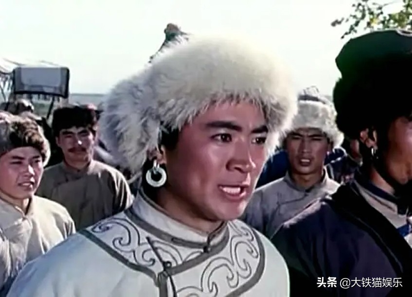 有酒窝的“大叔”只服这4位,不仅笑起来甜,辨识度高,还特耐老