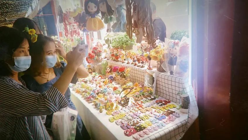 金街丨繁华不打烊，点亮城市夜经济