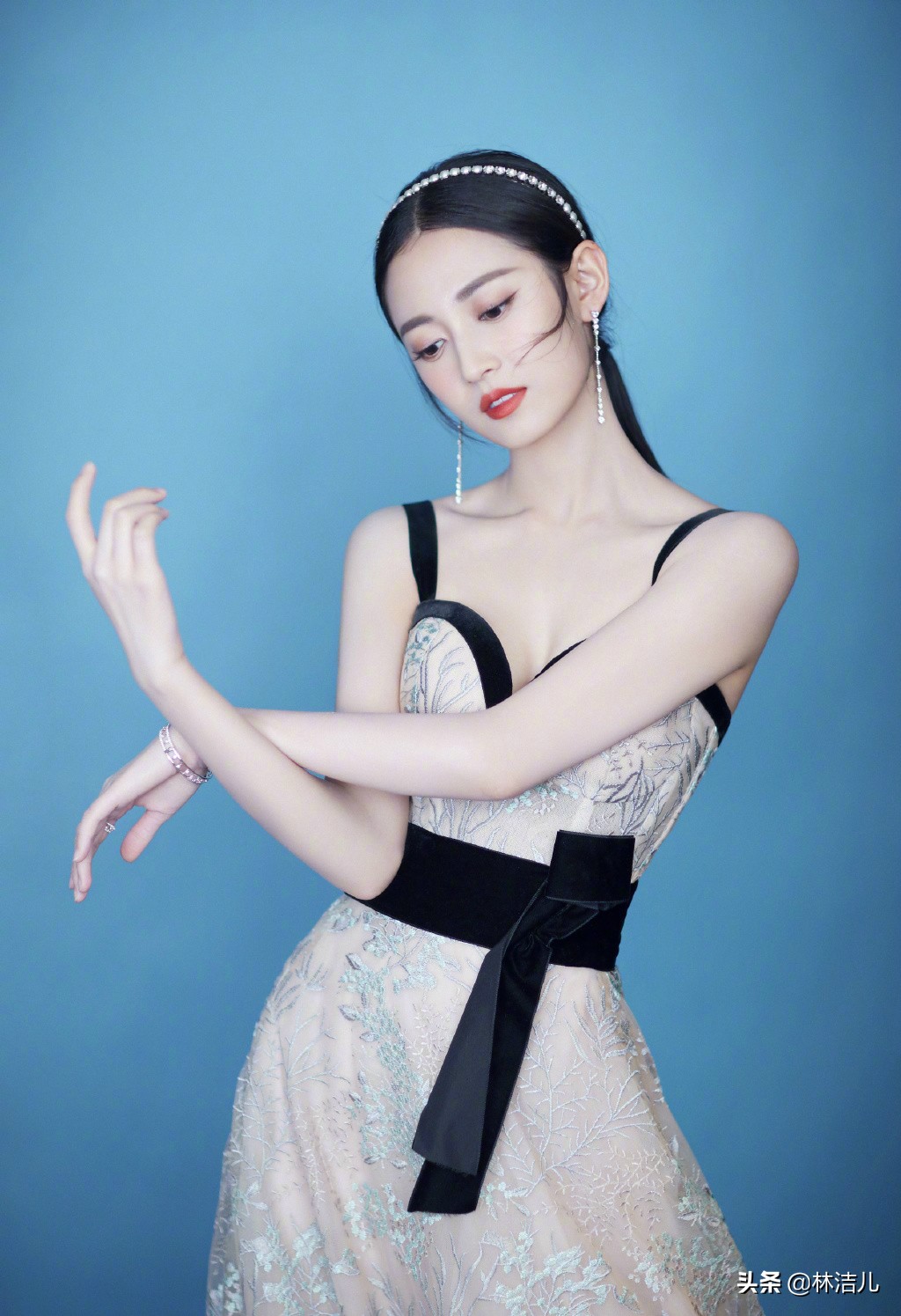 听说这样画眉好感度更高？难怪刘诗诗唐嫣换上后，真是眉目如画啊