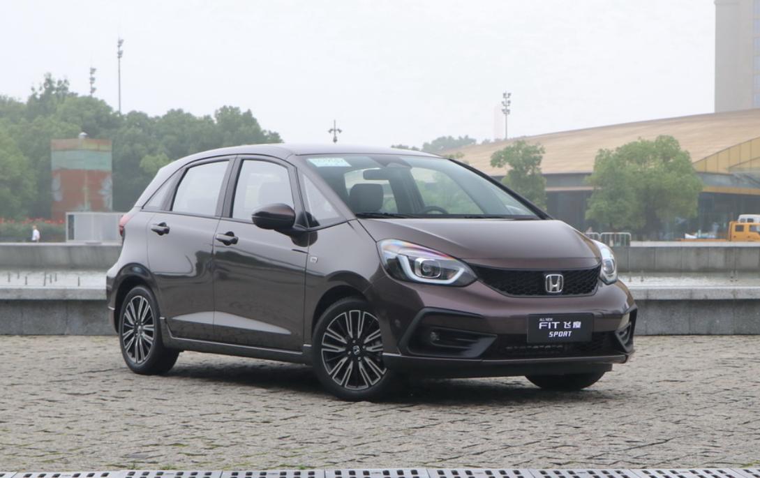 最良心的家轿全系标配4缸油耗5l,买国产车首选这三款质量好油耗低