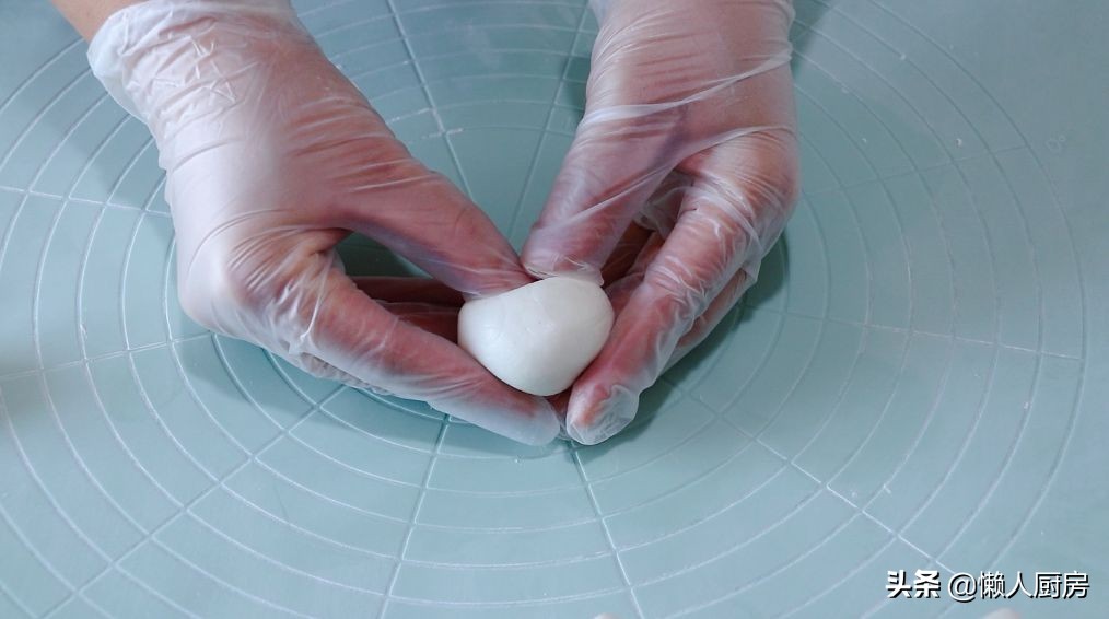 年糕不用微波炉用开水泡软吗,很好吃的年糕爆浆不用煮