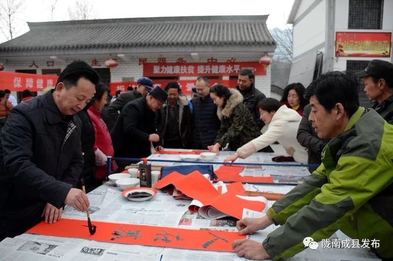 我叫成县，这是我2019年的自拍照~