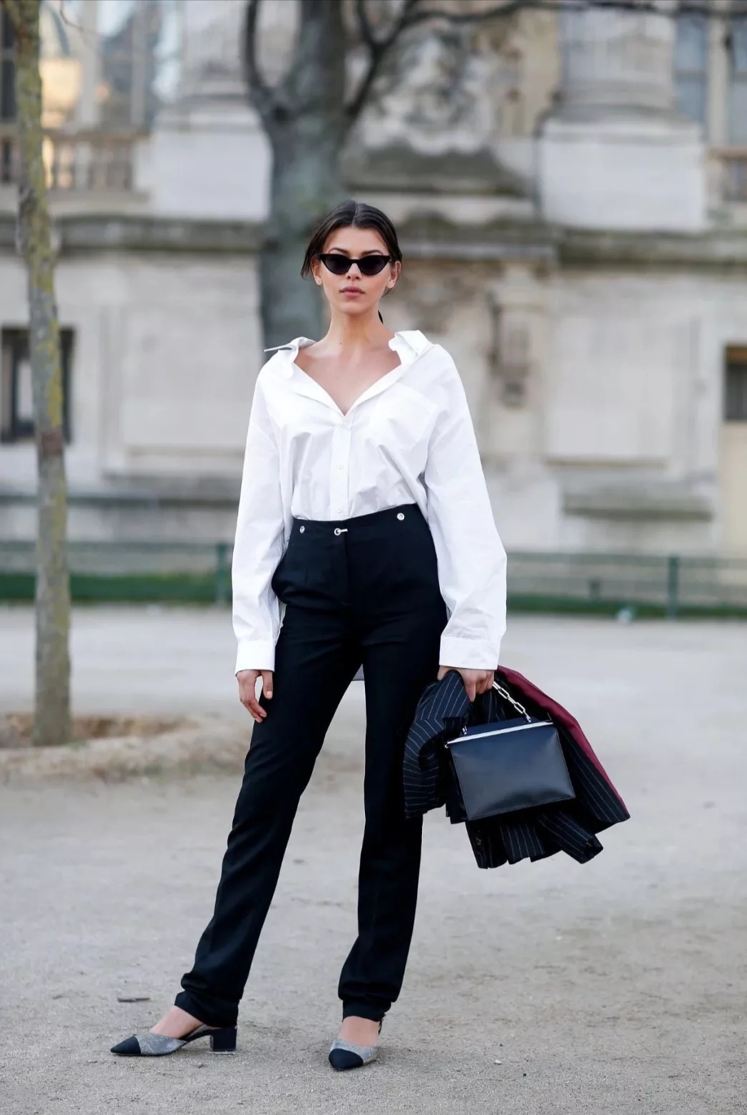 窄版西装裤秋冬如何配上衣,窄版西装裤和阔腿西装裤该怎么选