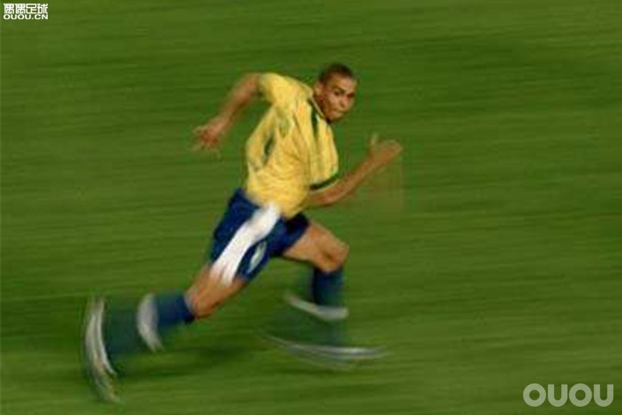 morelianeoii足球鞋,neo3pro足球鞋测评