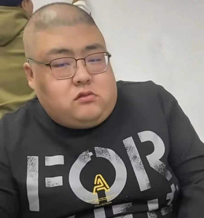 网红“泡泡龙”猝死，撕开普通人内心的隐痛，生活和生命难以平衡