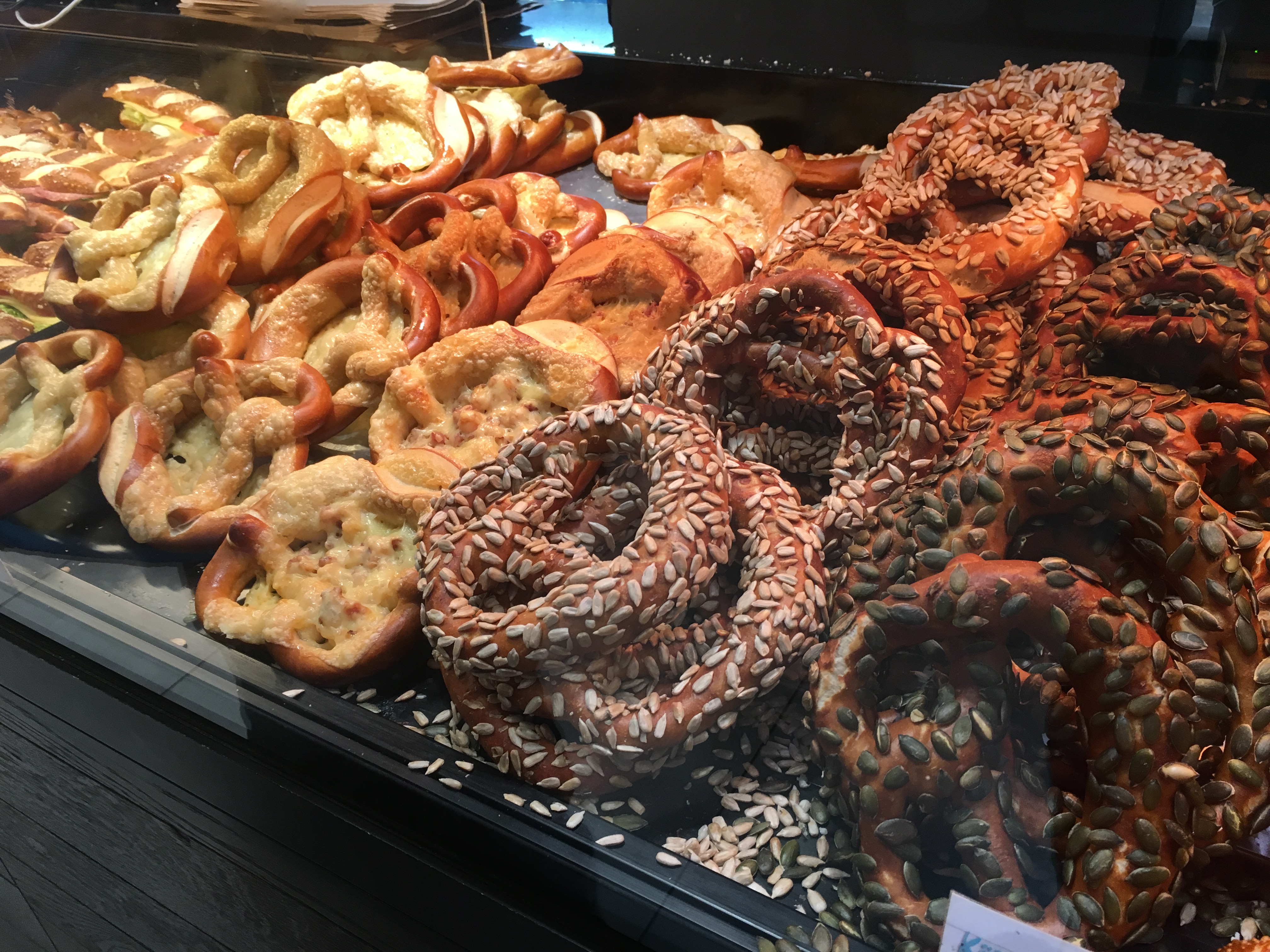 德国扭结面包英语,德国扭结碱水面包