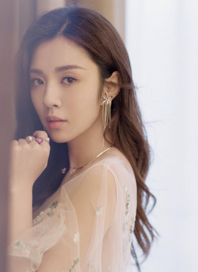 胡歌郑恺私下关系 (胡歌郑恺最近的消息)