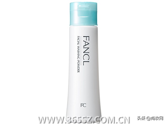 洗脸用什么能使皮肤水嫩嫩,天气冷怎么用洗面奶洗脸