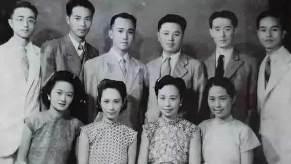 董卿唱哭了所有人,董卿都被说哭了