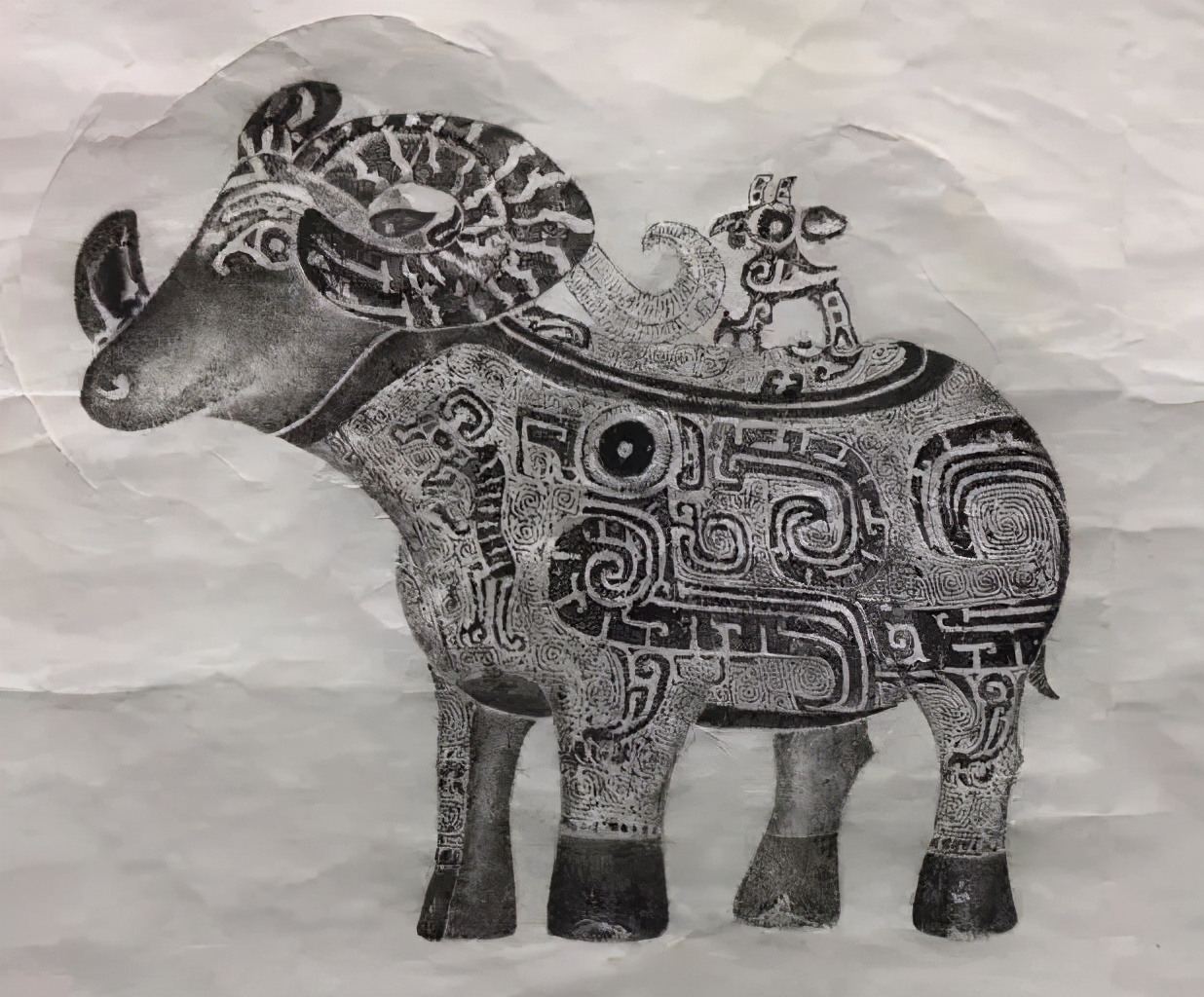 商晚期青铜器龙形觥图文,商代鸟兽纹觥