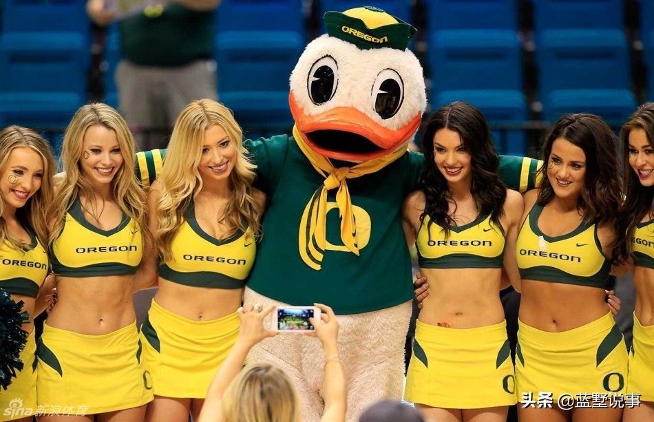 阳光下的花朵舞蹈视频,阳光下的鲜花完整版舞蹈