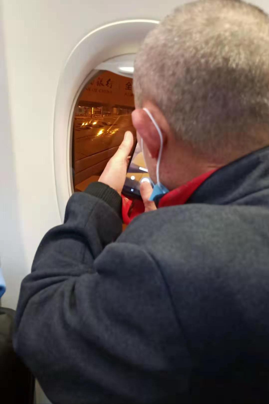 因天气原因航班不能起飞能退票吗,特价票因天气原因航班取消退票