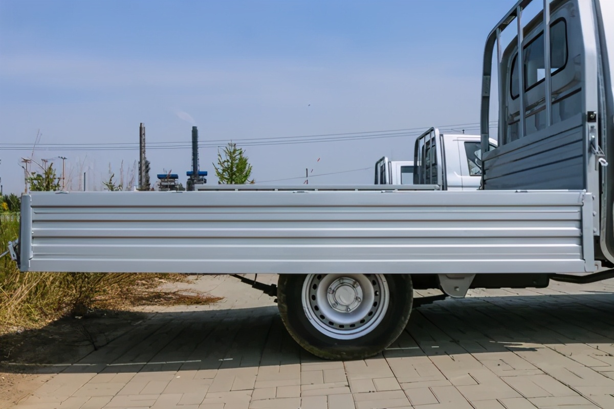 实拍东风小康C71/C72，这款车究竟“超牛”在哪里｜卡车之友网