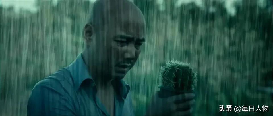 爬两个小时黄山光明顶看日出,登上山顶看美景黄山一日游结束