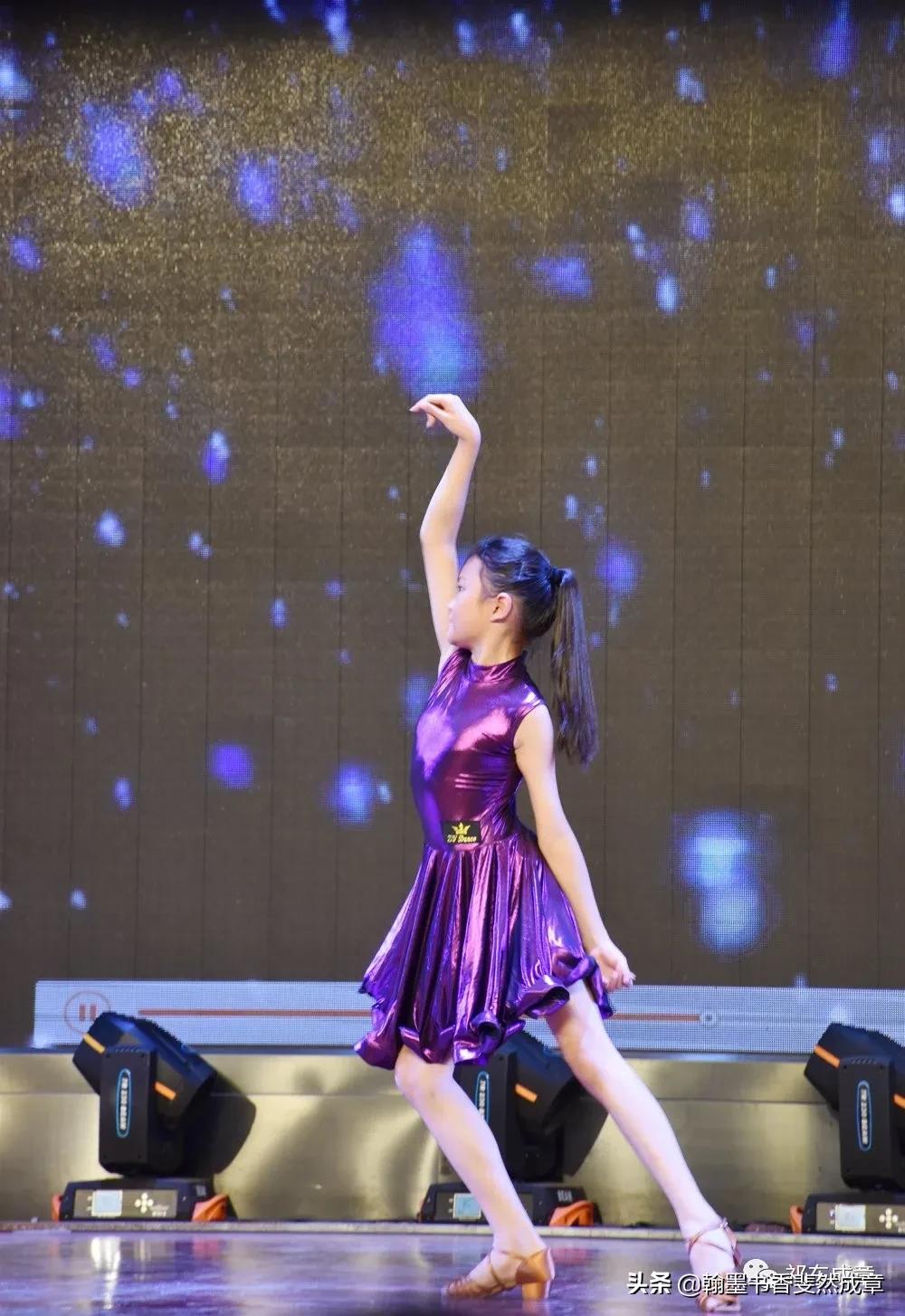 多彩阳光童真飞扬——祁东县成章学校小学部举行兴趣班成果展示