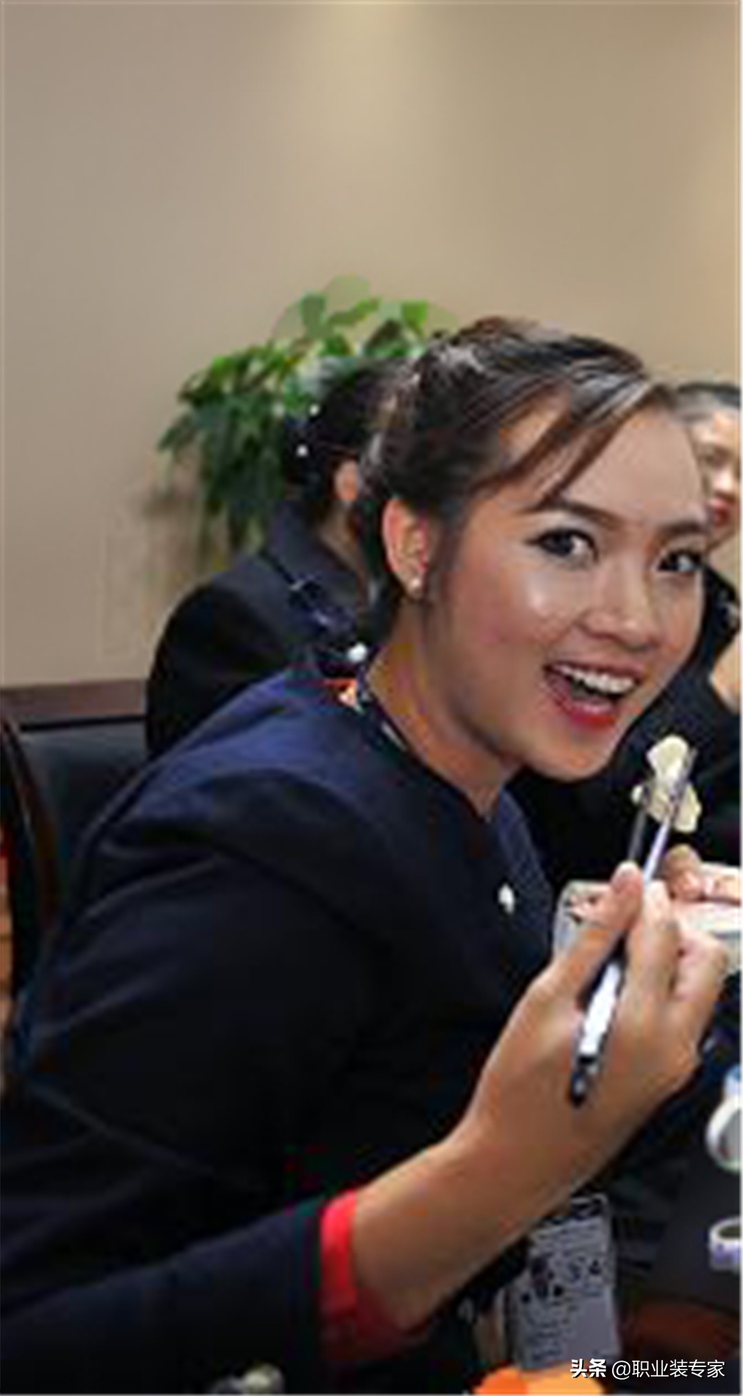 泰国国际航空制服,世界航司空姐制服排名