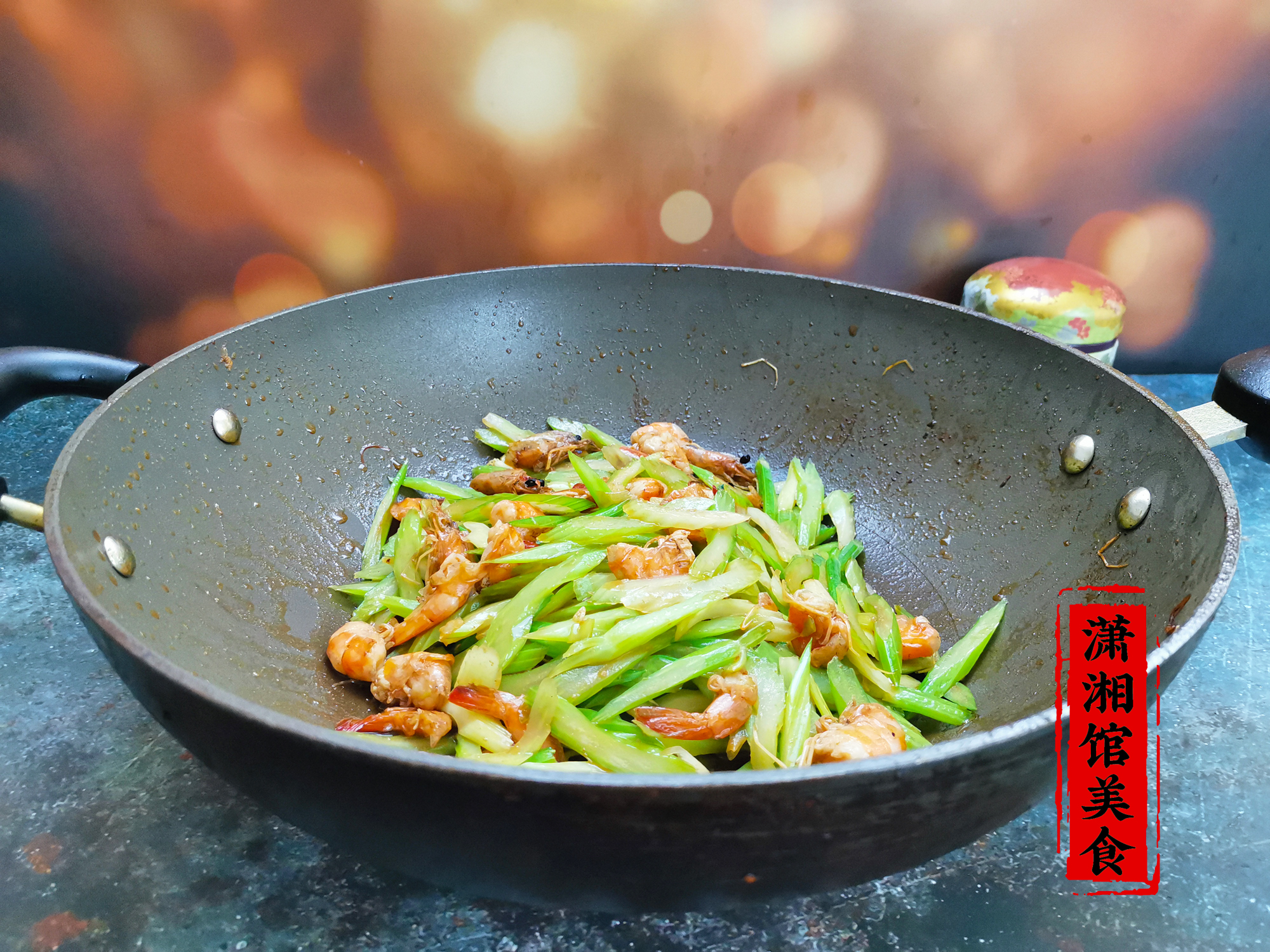 大虾怎么处理干净保留虾黄,大虾有味道了怎么办