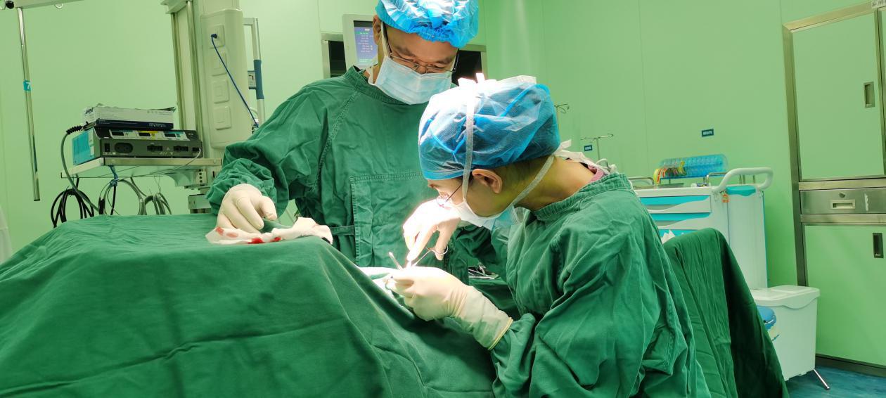 上眼皮松弛吃什么药,护肤上眼皮松弛直播