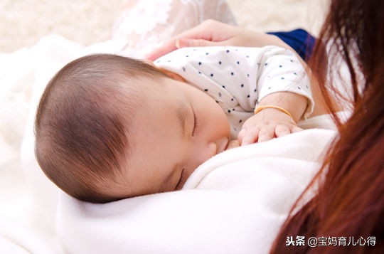 宝宝每天拉6次怎么办,7个月宝宝一天拉6次但精神状态好